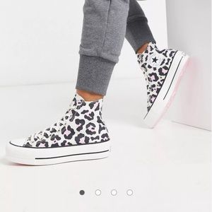 NEW! Hightop Cheetah Print Converse size 5.5